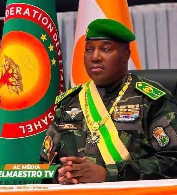 Tchiani Sworn in as President